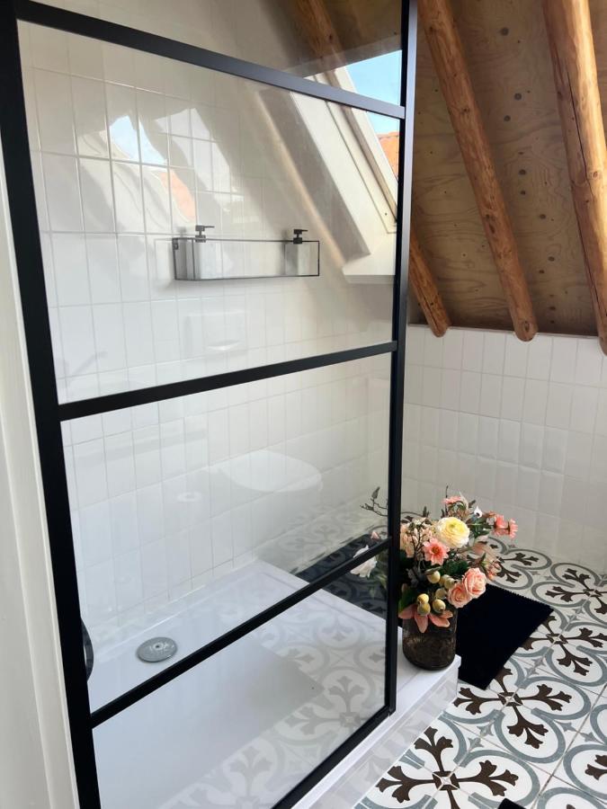 La Dolce Vita Suites Λεουβάρντεν Εξωτερικό φωτογραφία